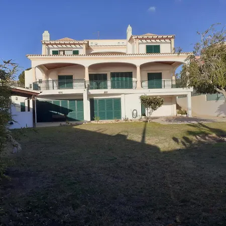 Gale 3 Storey Villa Really On The Beach * Albufeira